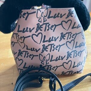 NWOT Betsey Johnson Bucket Bag.  Fur handle and crossbody strap included.